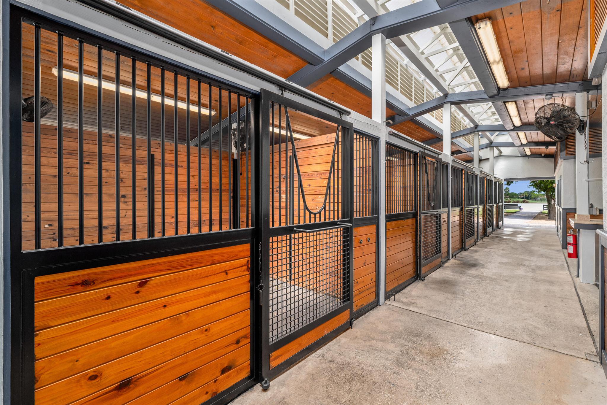 Acreage & Unrec - Residential