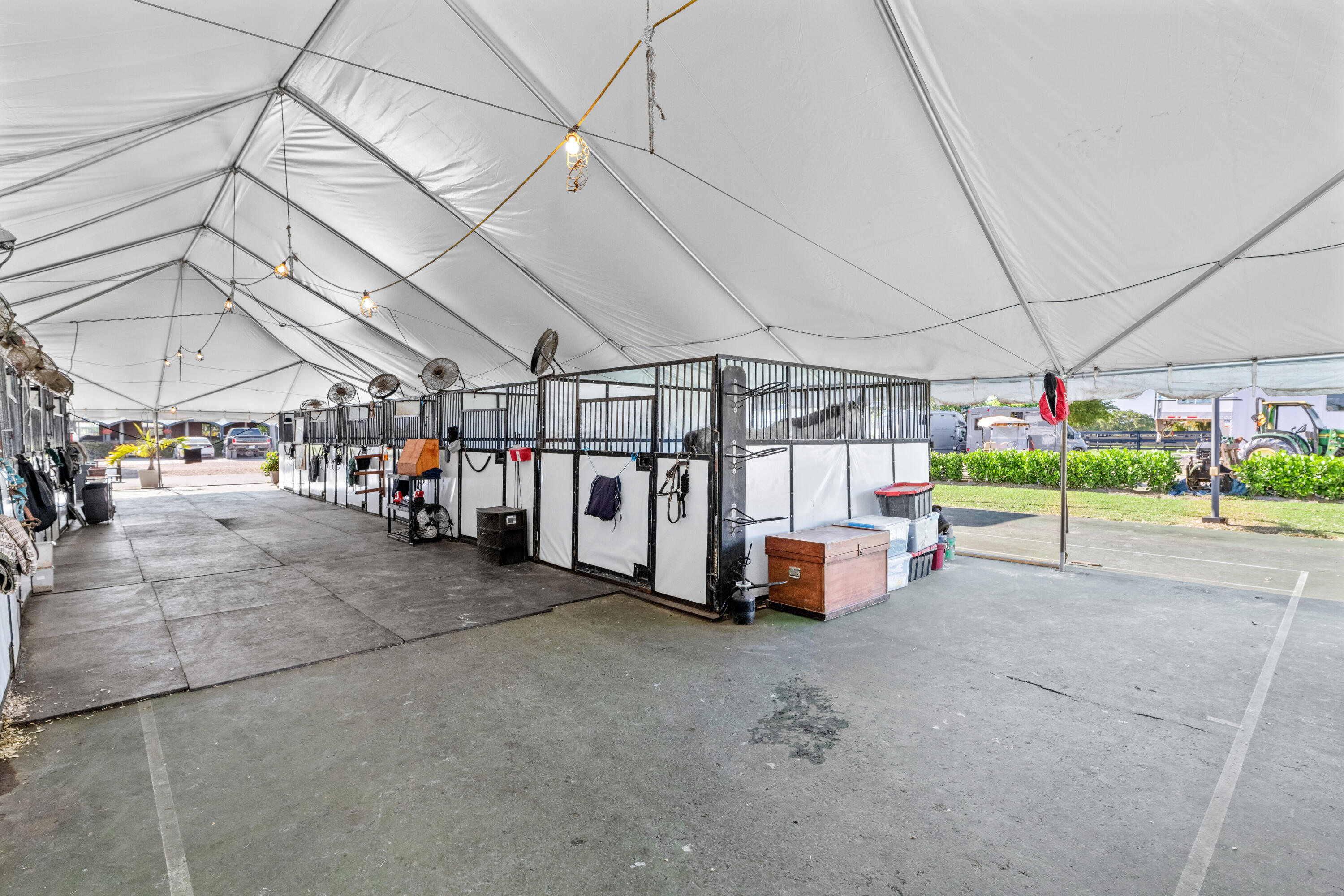 Acreage & Unrec - Residential