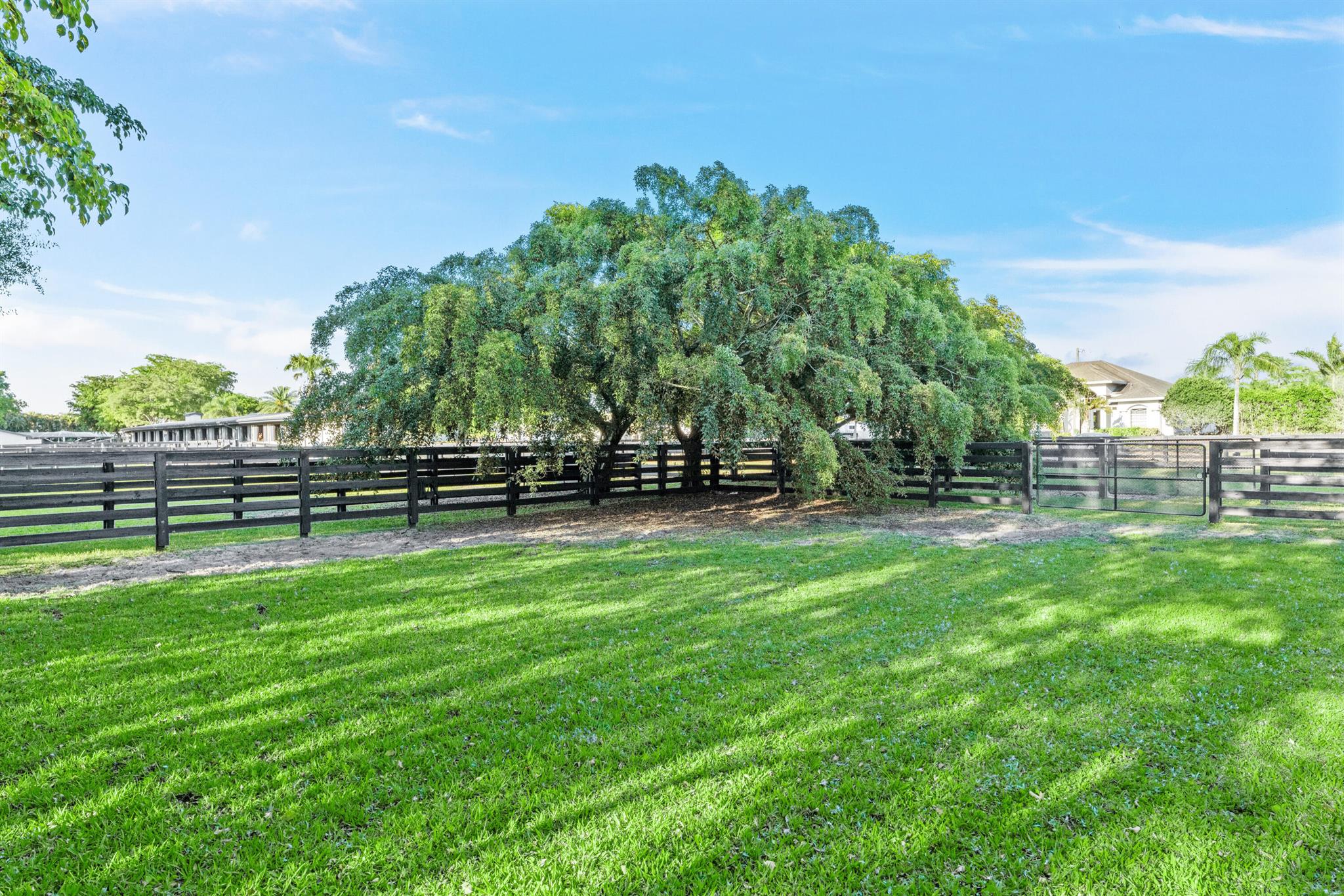 Acreage & Unrec - Residential