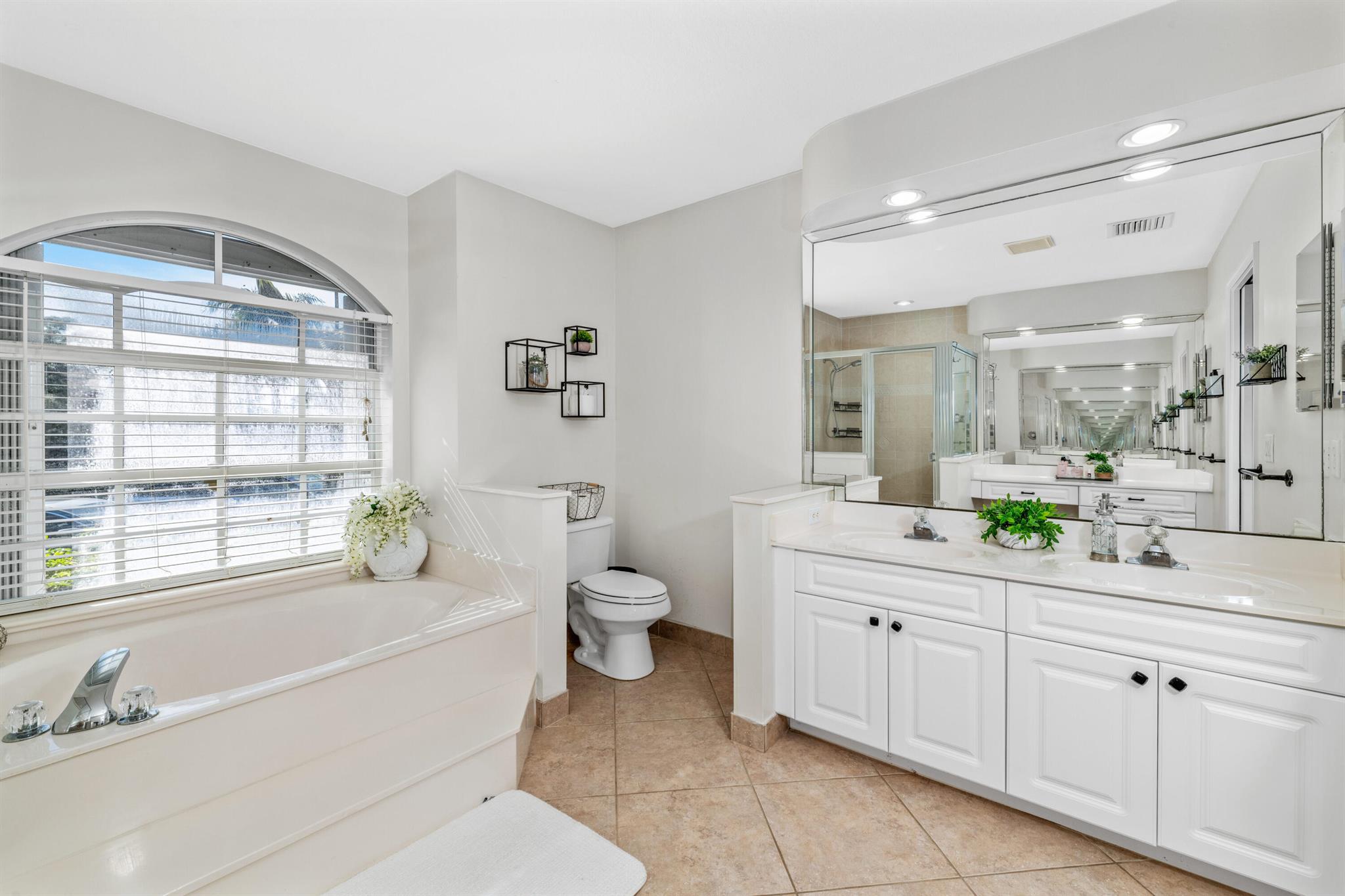 Acreage & Unrec - Residential