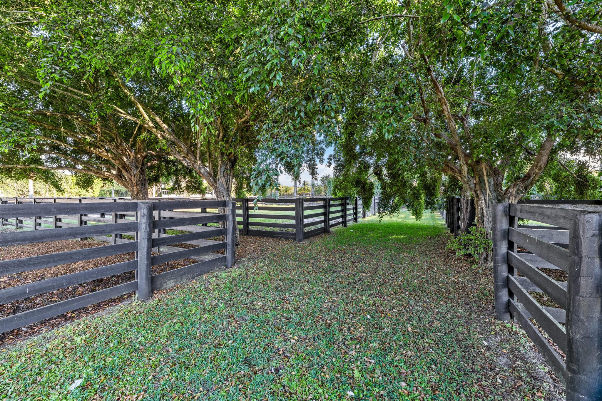 Acreage & Unrec - Residential