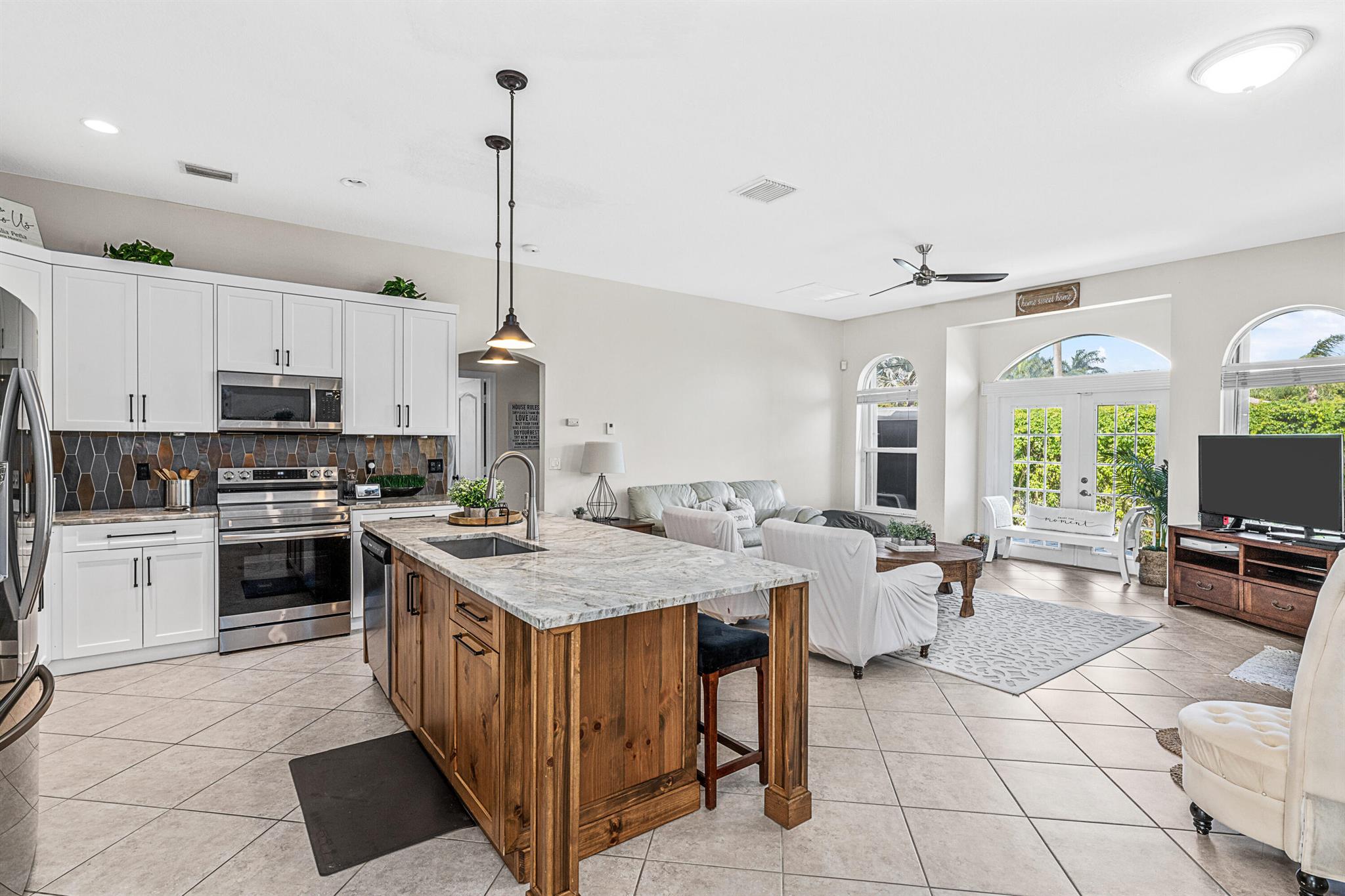 Acreage & Unrec - Residential