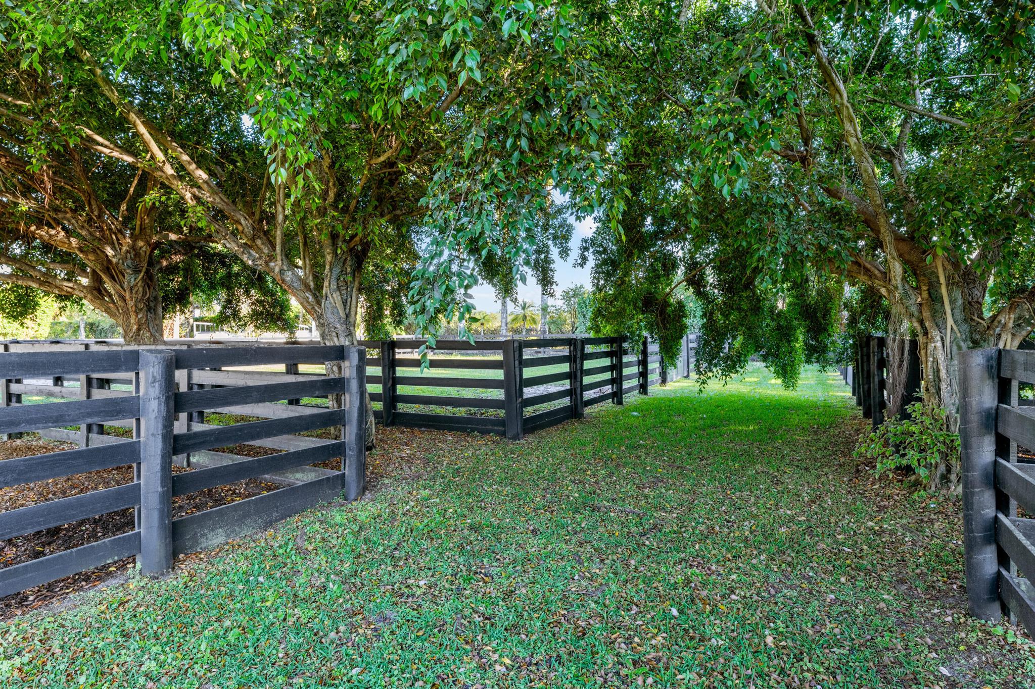 Acreage & Unrec - Residential