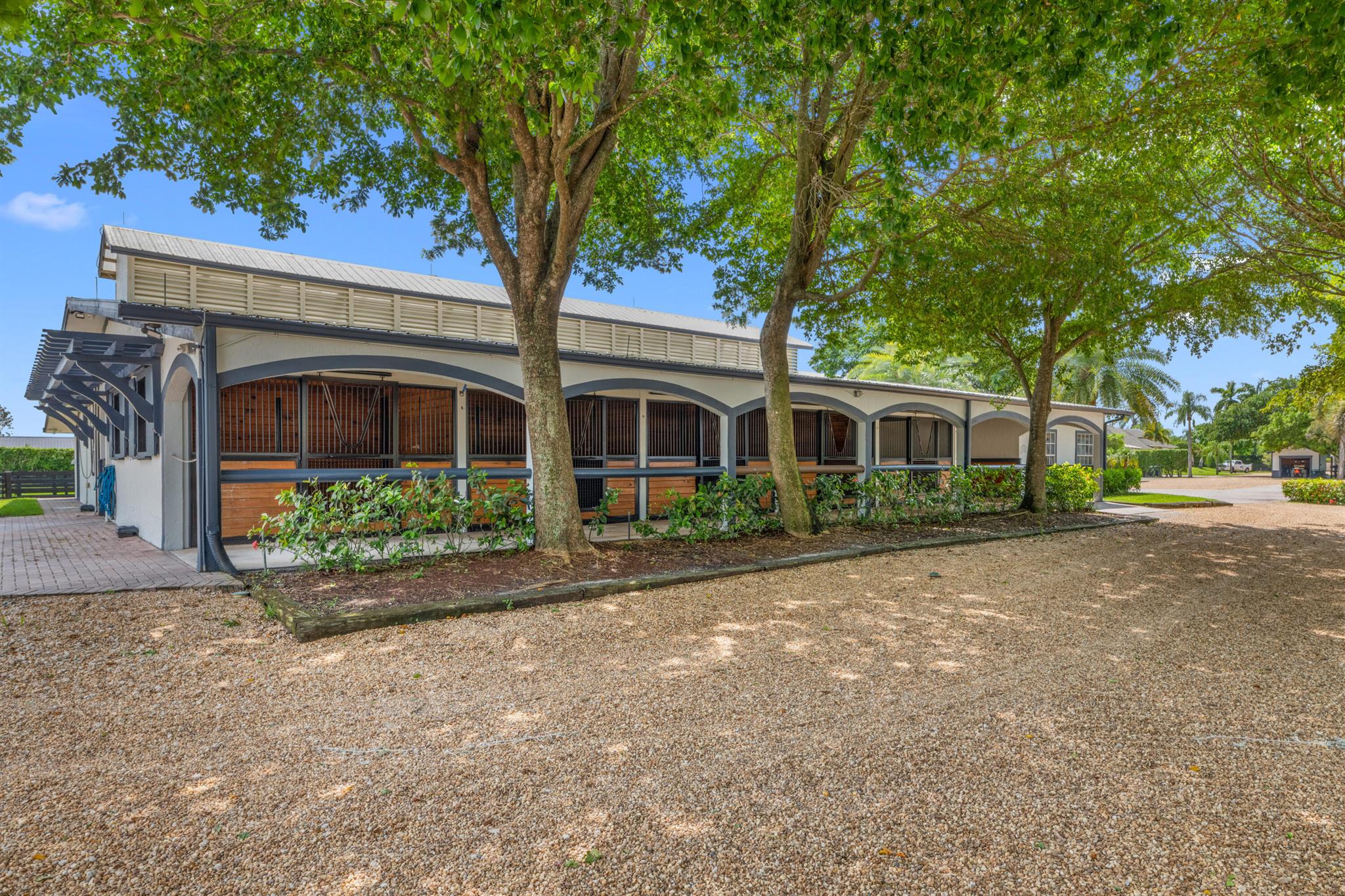 Acreage & Unrec - Residential