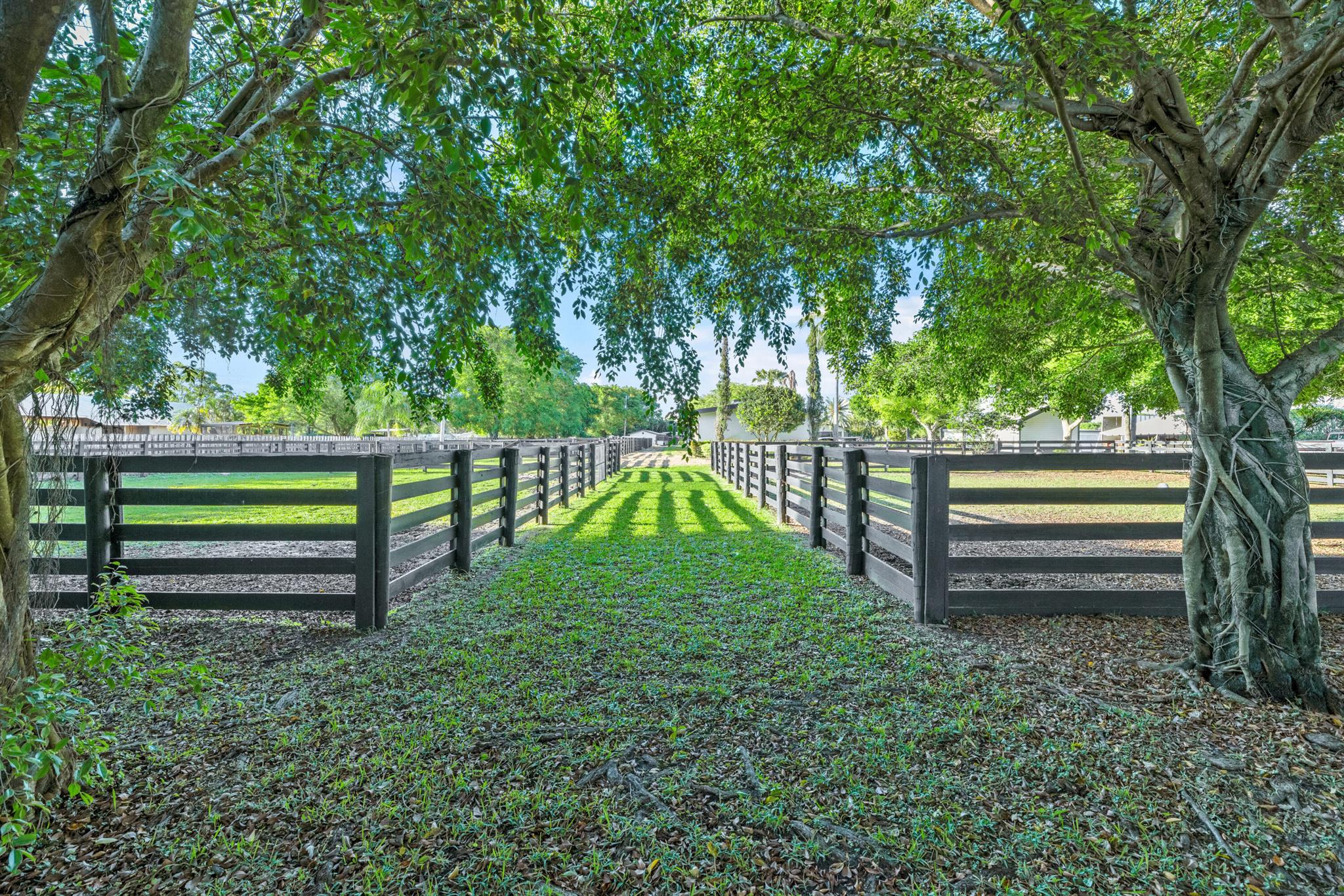 Acreage & Unrec - Residential