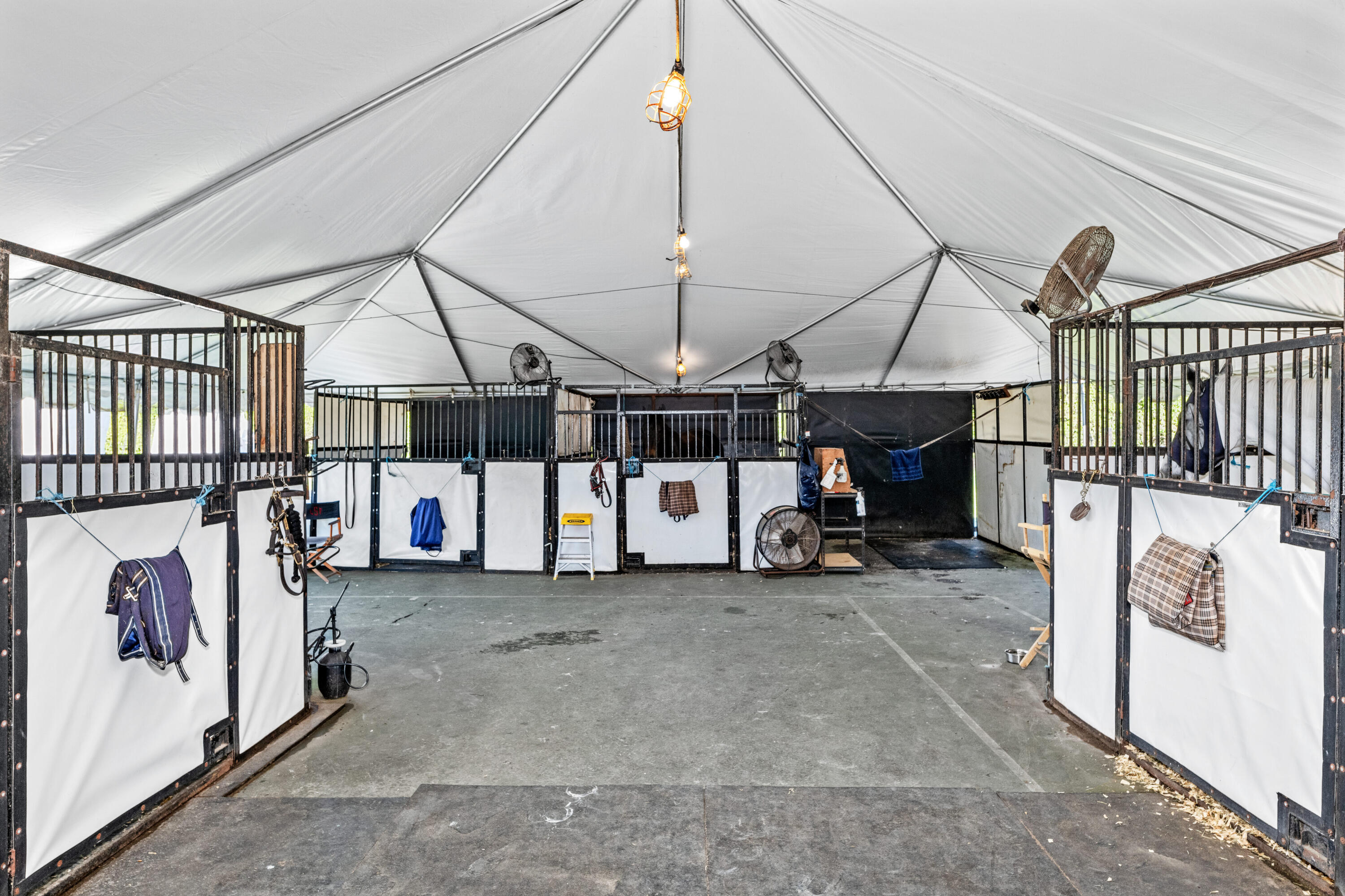 Acreage & Unrec - Residential