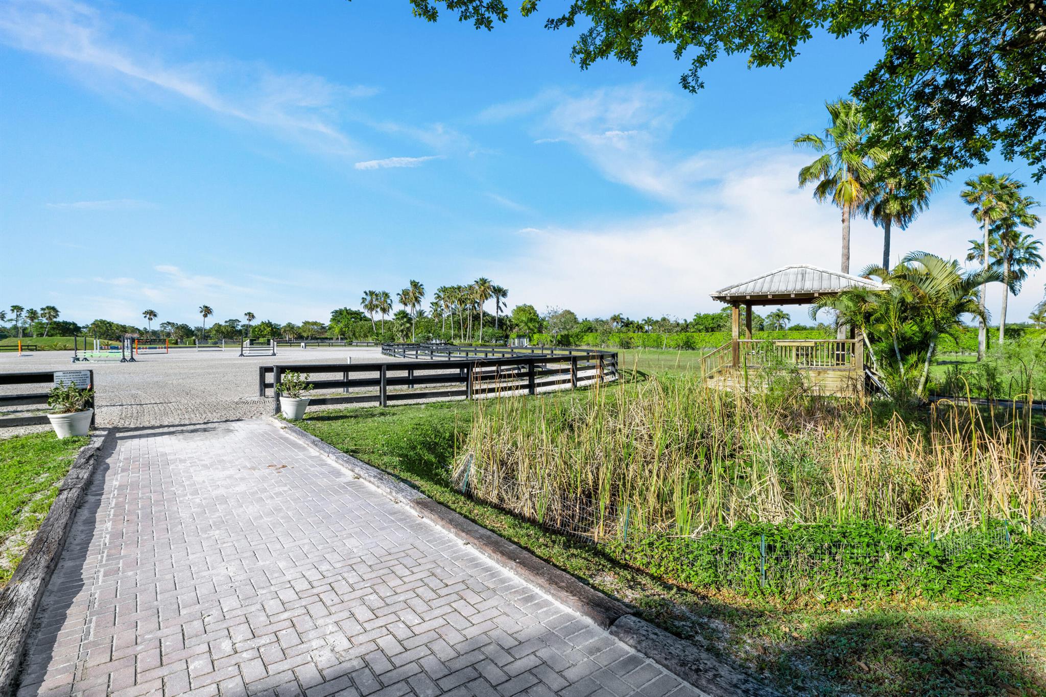 Acreage & Unrec - Residential