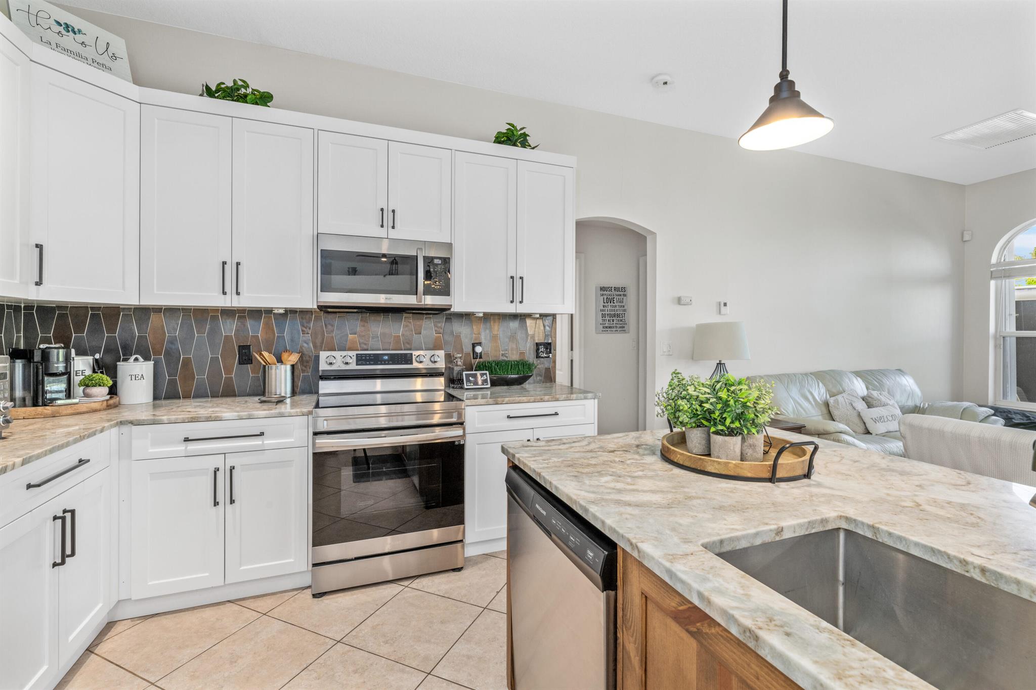 Acreage & Unrec - Residential