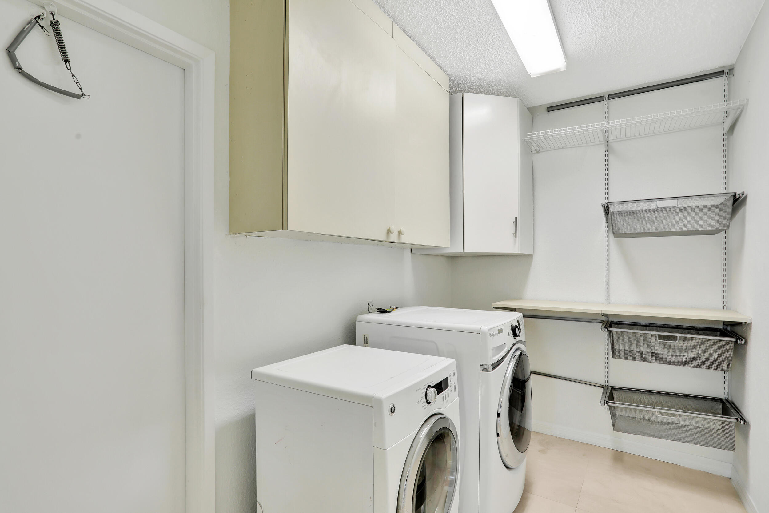 VENETIAN ISLES - Residential Lease