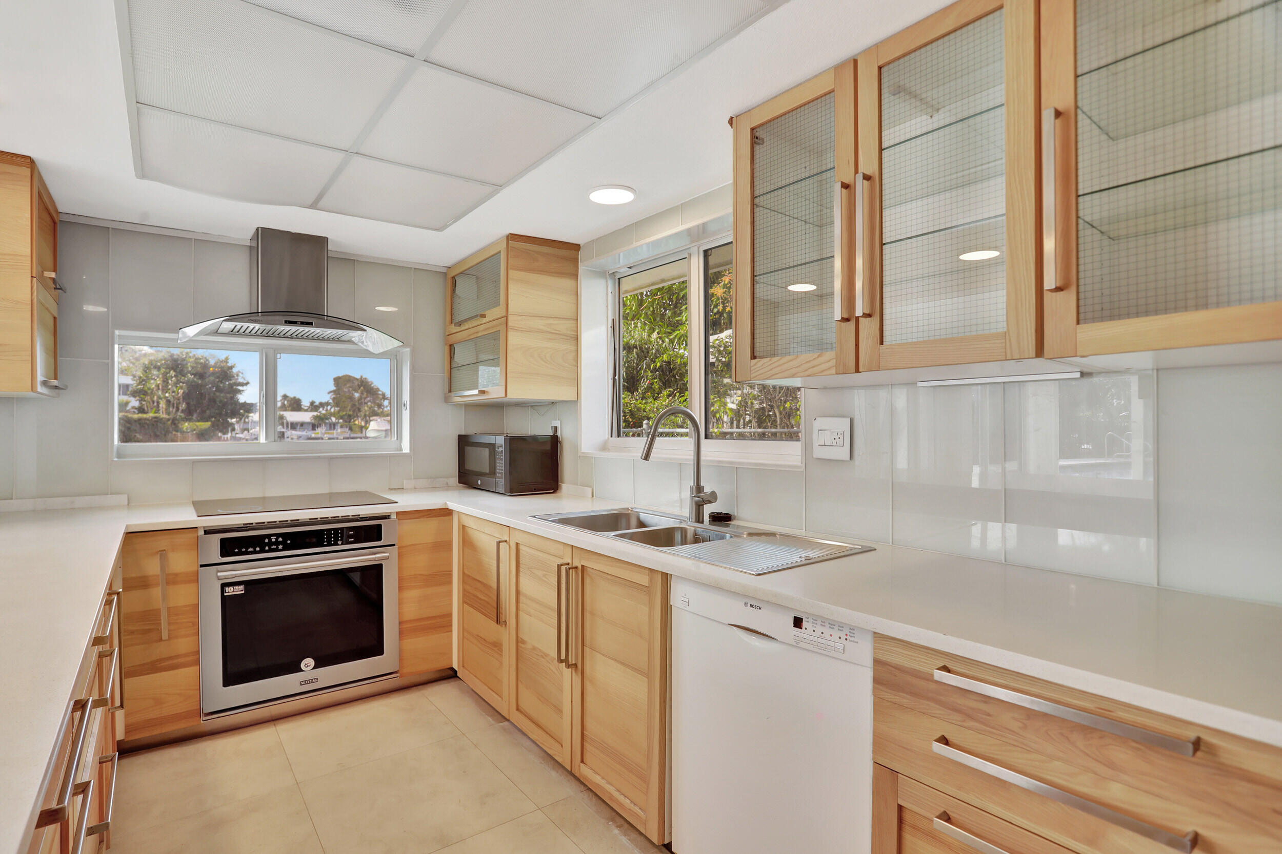 VENETIAN ISLES - Residential Lease