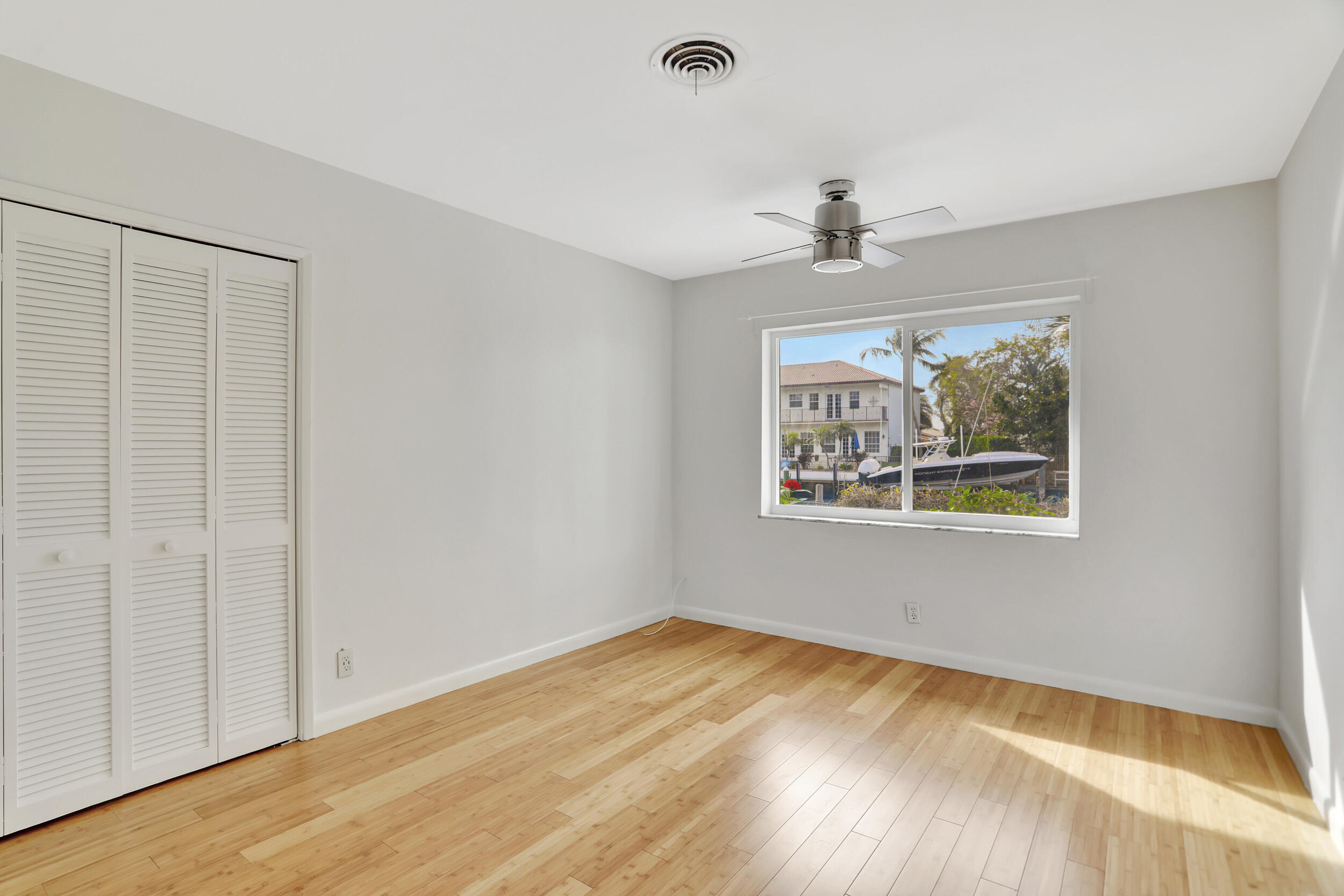 VENETIAN ISLES - Residential Lease