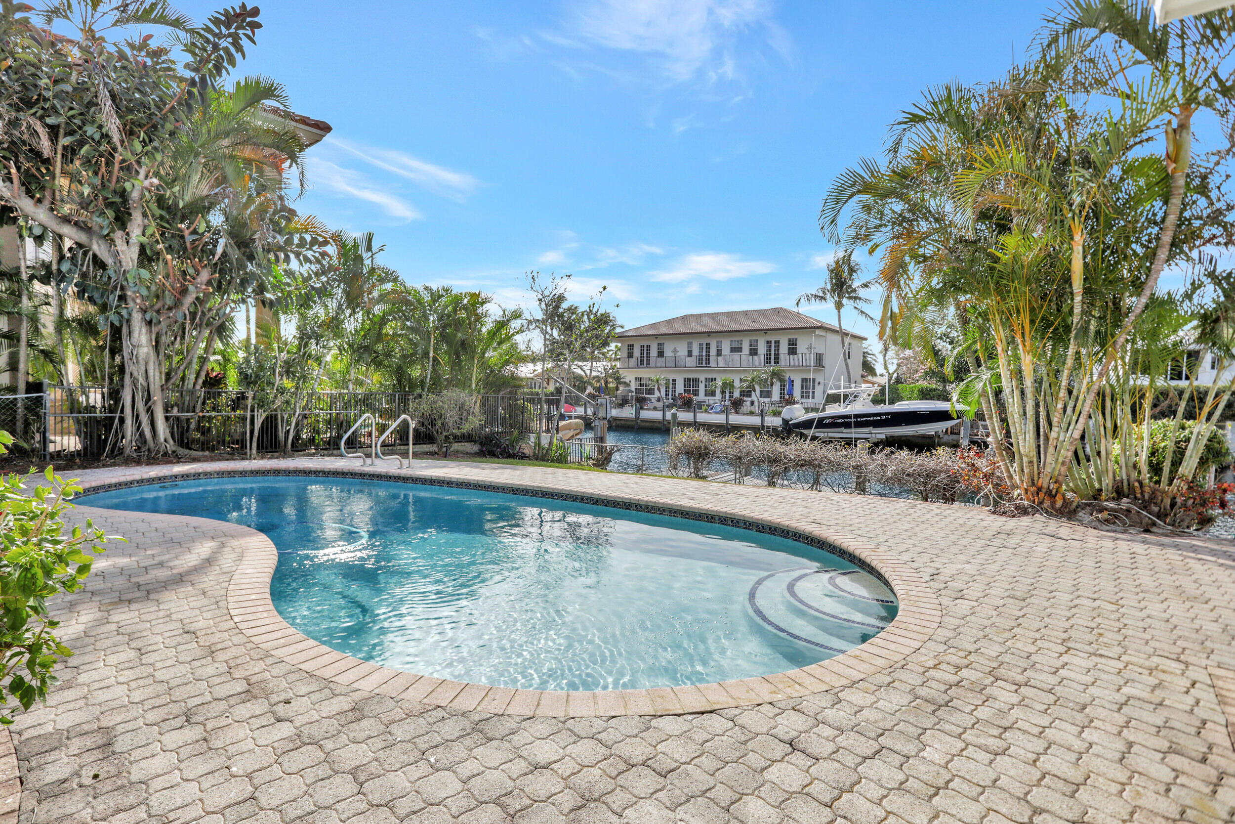 VENETIAN ISLES - Residential Lease