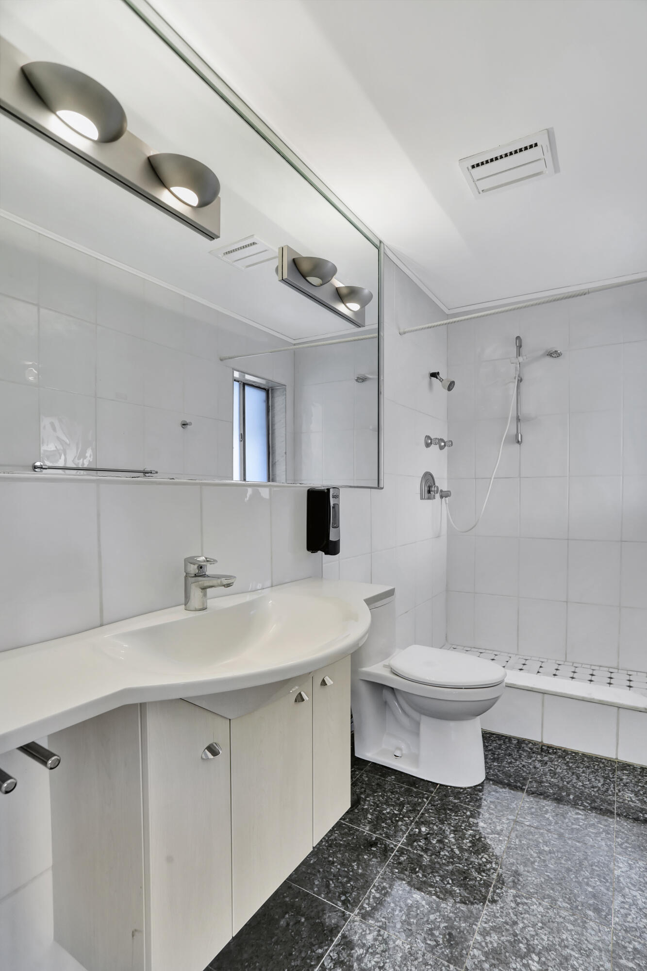 VENETIAN ISLES - Residential Lease