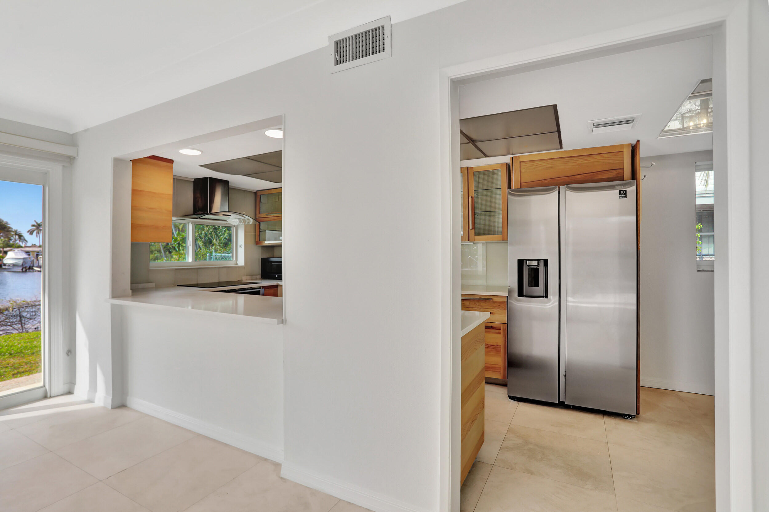 VENETIAN ISLES - Residential Lease