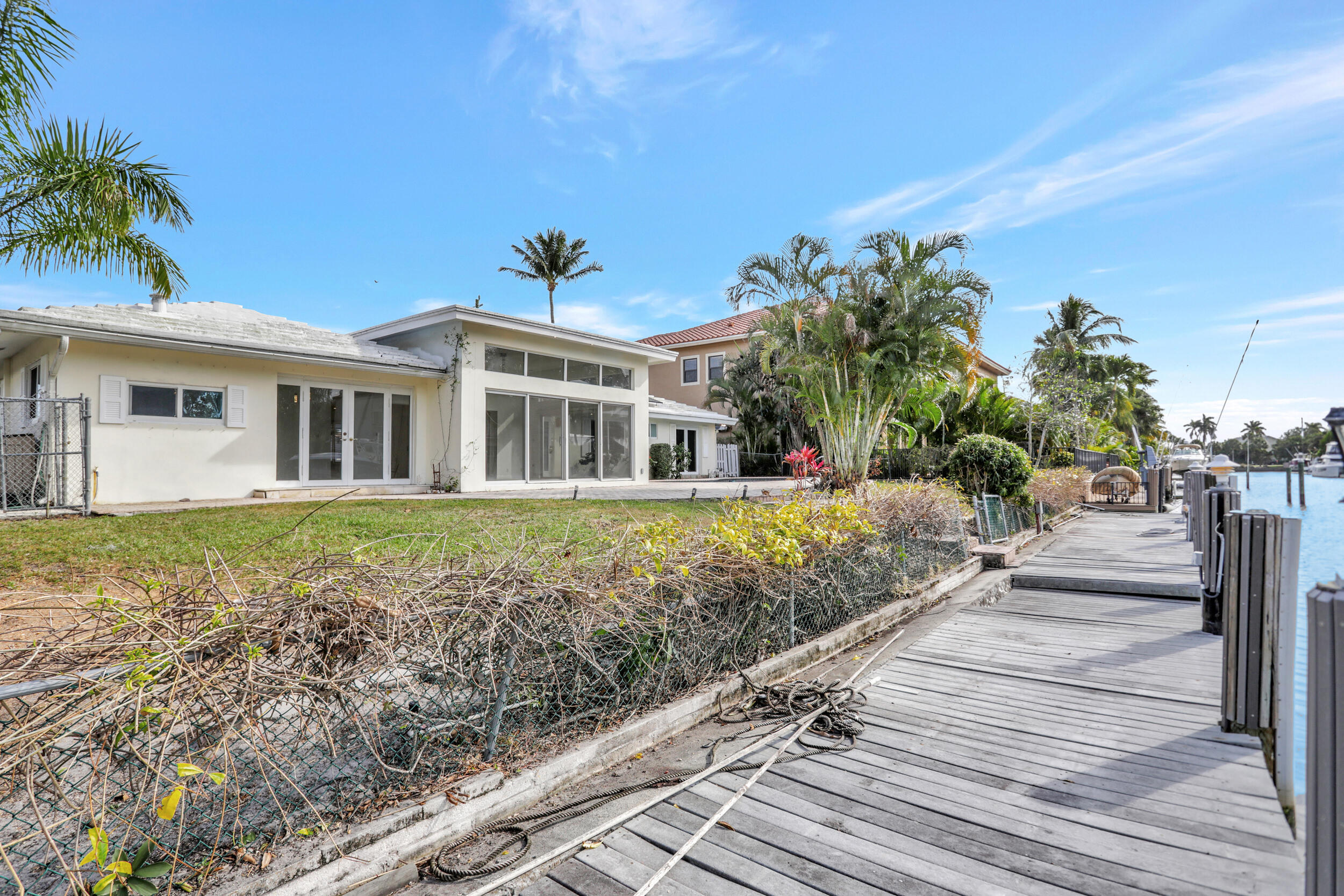 VENETIAN ISLES - Residential Lease