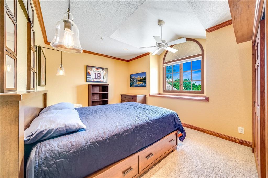 Live Oaks 103-10 B - Residential