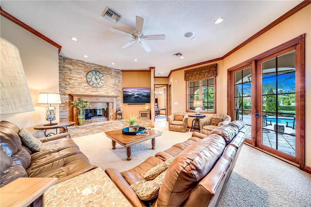 Live Oaks 103-10 B - Residential