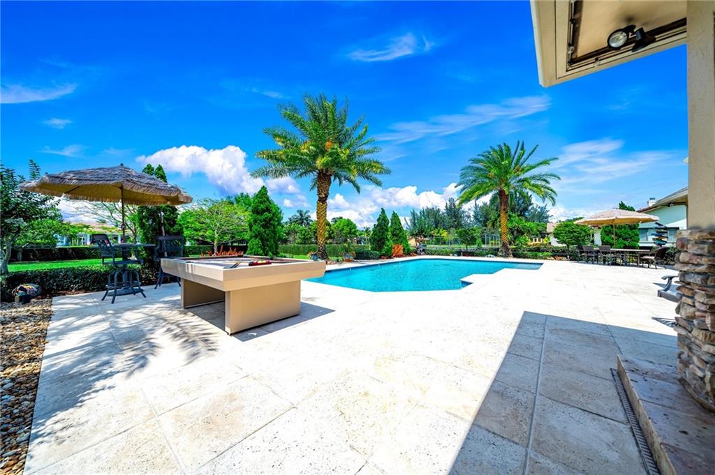 Live Oaks 103-10 B - Residential
