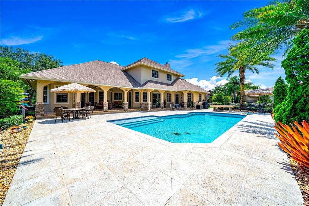 Live Oaks 103-10 B - Residential