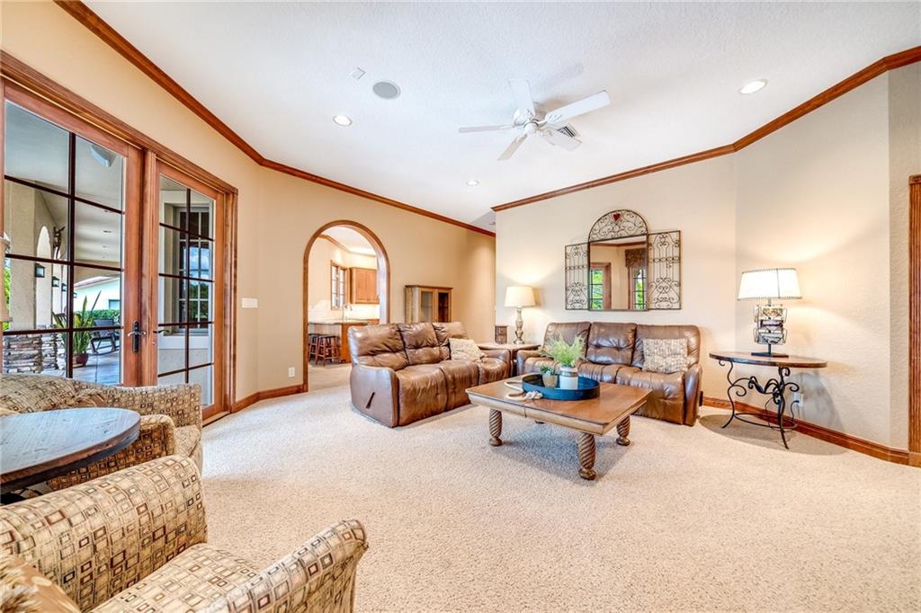 Live Oaks 103-10 B - Residential