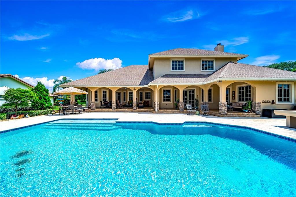 Live Oaks 103-10 B - Residential