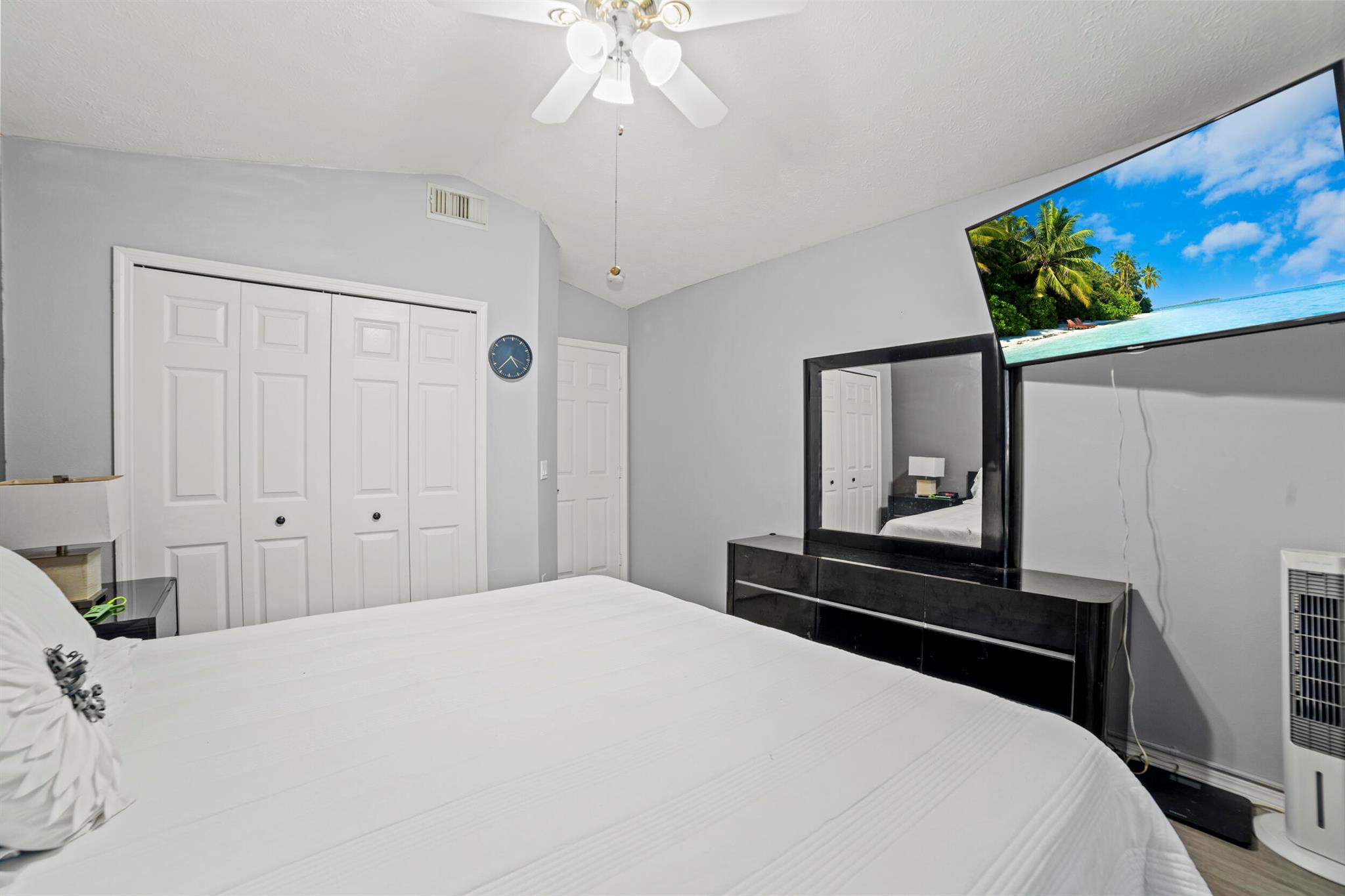 SPANISH LAKES FAIRWAYS NE - Residential