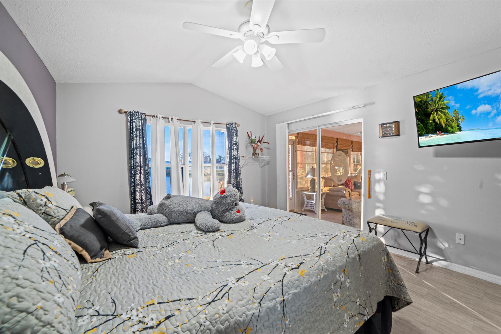 SPANISH LAKES FAIRWAYS NE - Residential