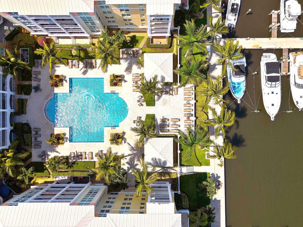 Photo of 804 E Windward Way #301, Lantana, FL 33462 (MLS # R11094226)