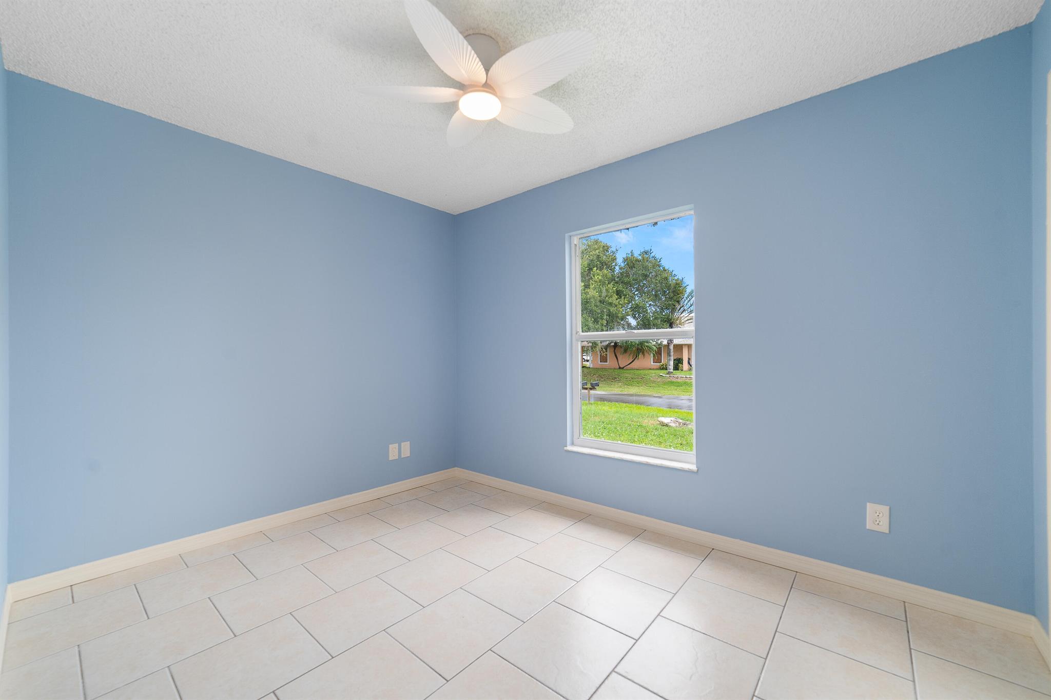 SEBASTIAN HIGHLANDS UNIT - Residential