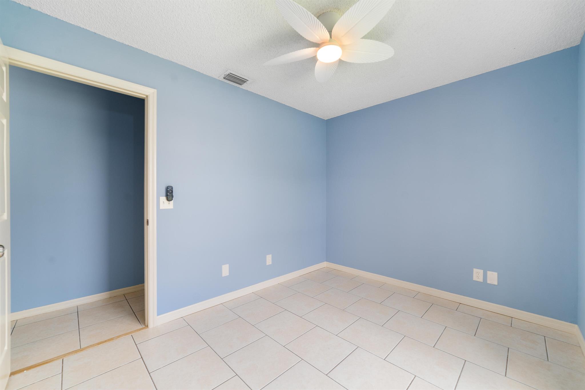 SEBASTIAN HIGHLANDS UNIT - Residential