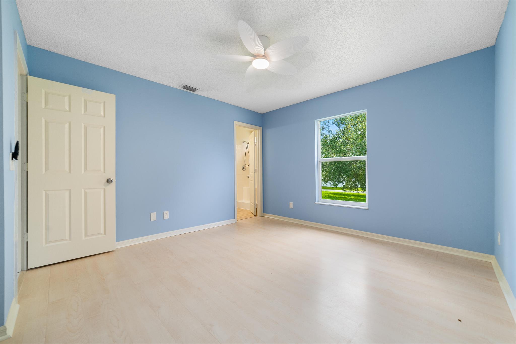 SEBASTIAN HIGHLANDS UNIT - Residential