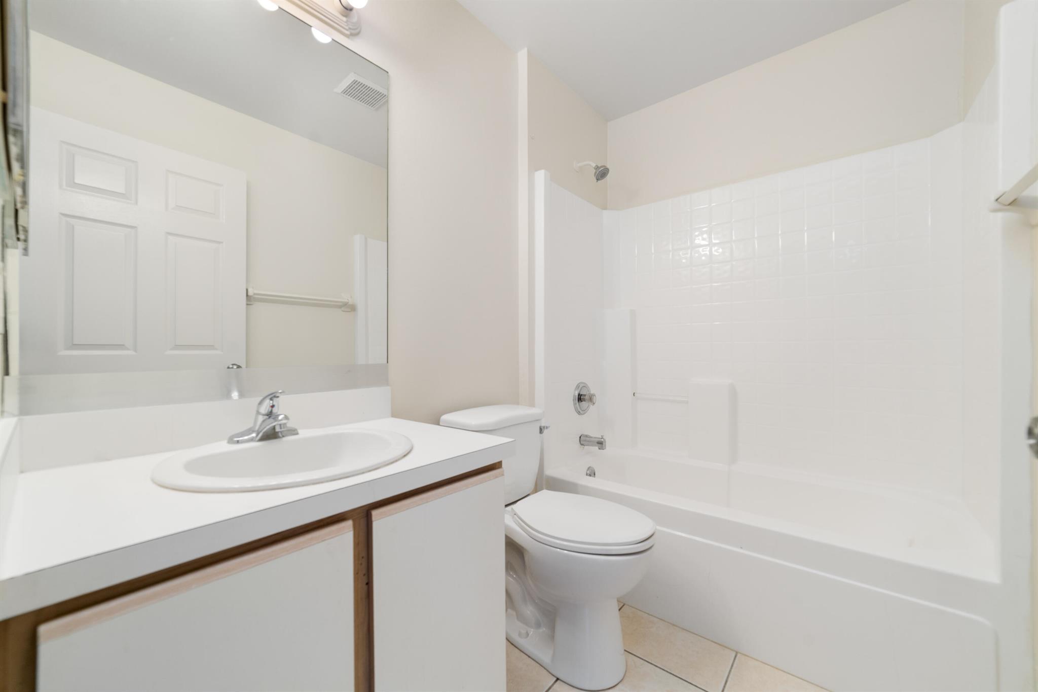 SEBASTIAN HIGHLANDS UNIT - Residential