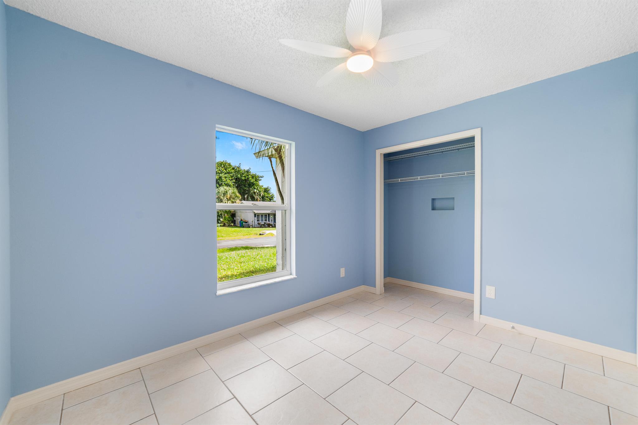 SEBASTIAN HIGHLANDS UNIT - Residential