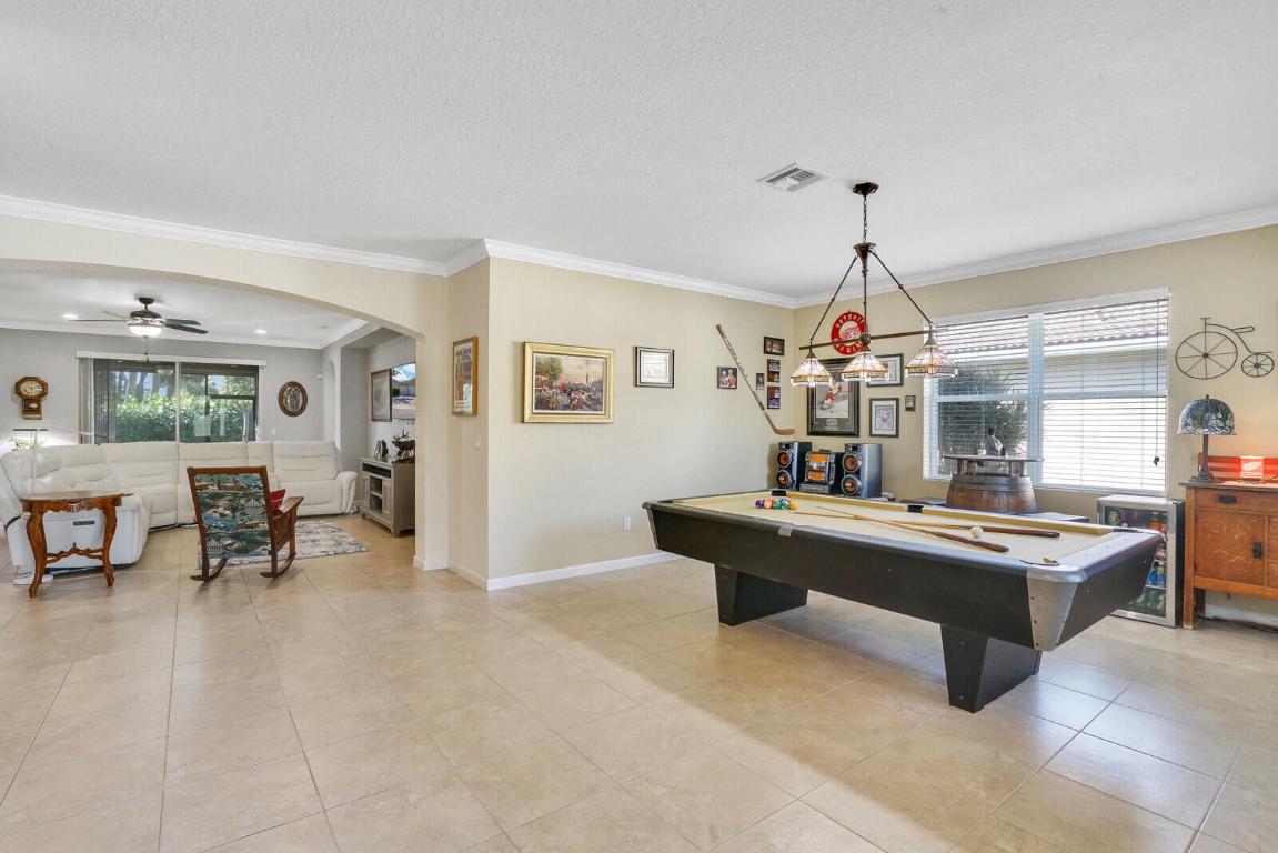 9328 Silent Oak Circle