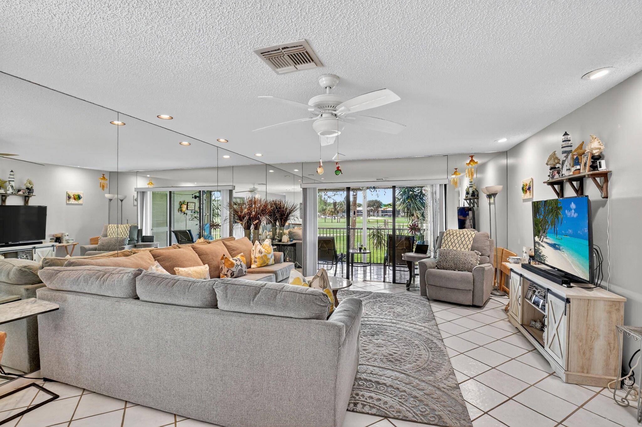 SOUTHPORT AT HUNTERS RUN - Residential