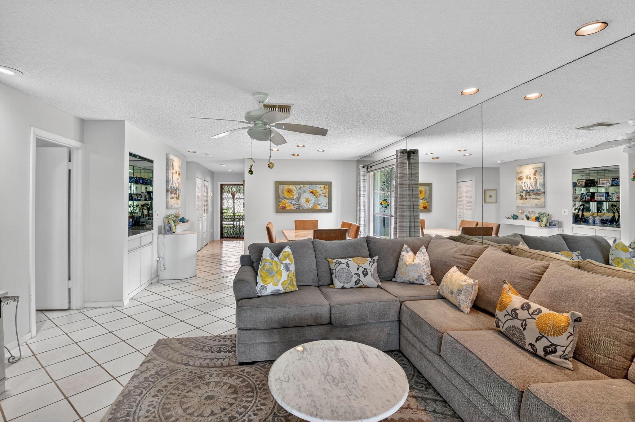 SOUTHPORT AT HUNTERS RUN - Residential