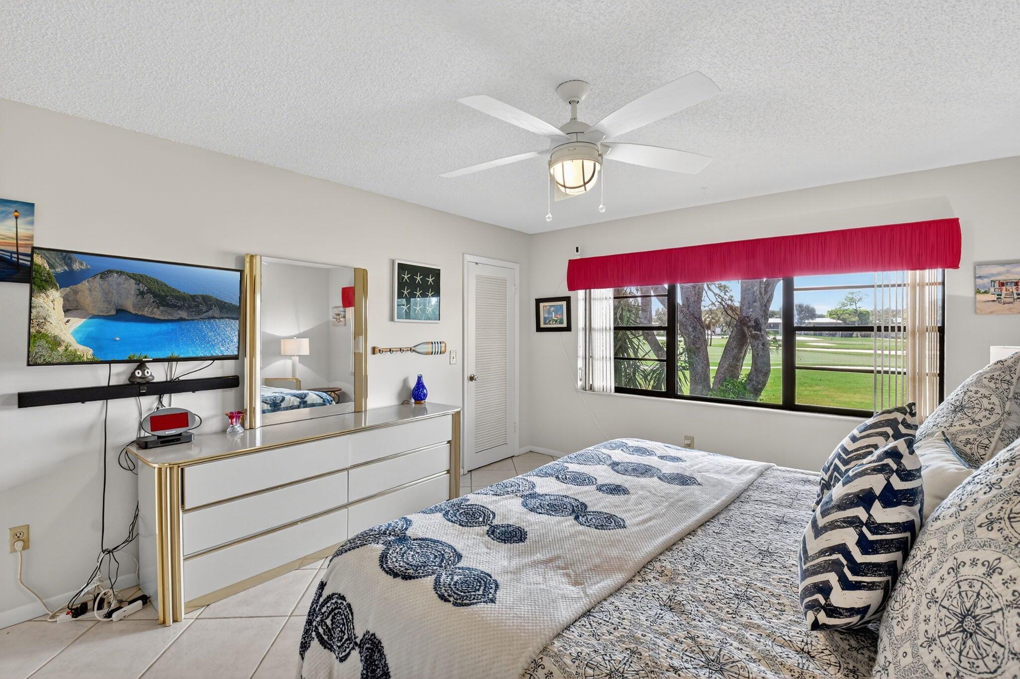 SOUTHPORT AT HUNTERS RUN - Residential