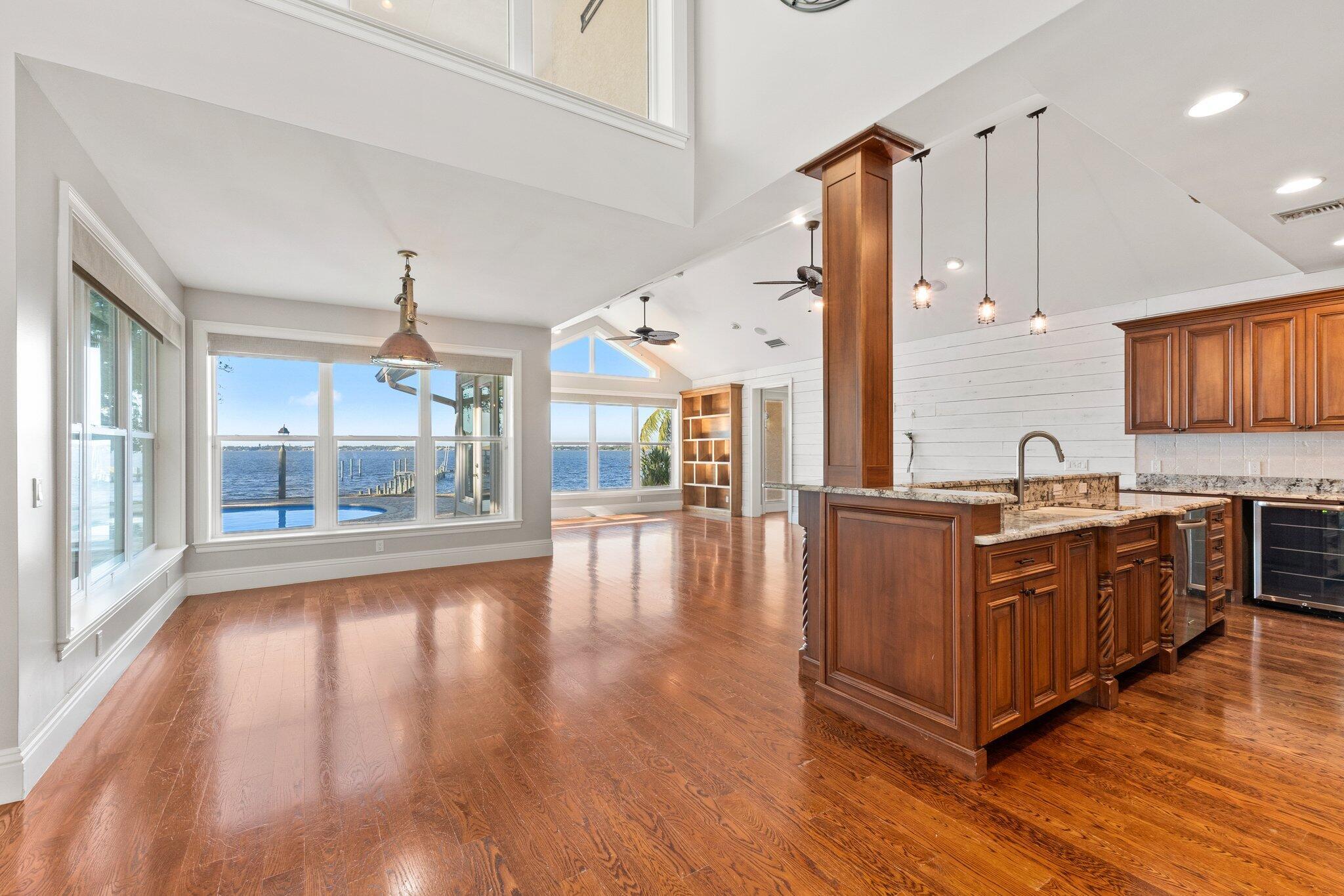 ST LUCIE ESTATES - Residential