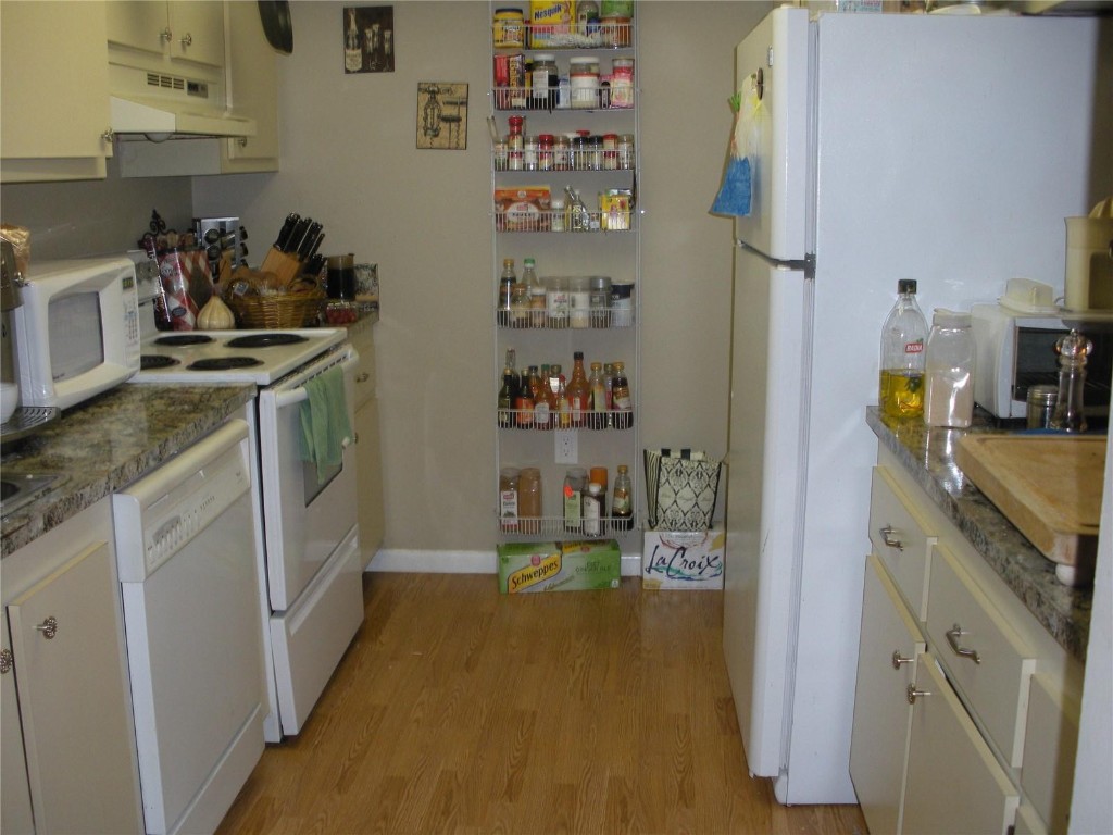 PINES OF SPRINGTREE - Residential