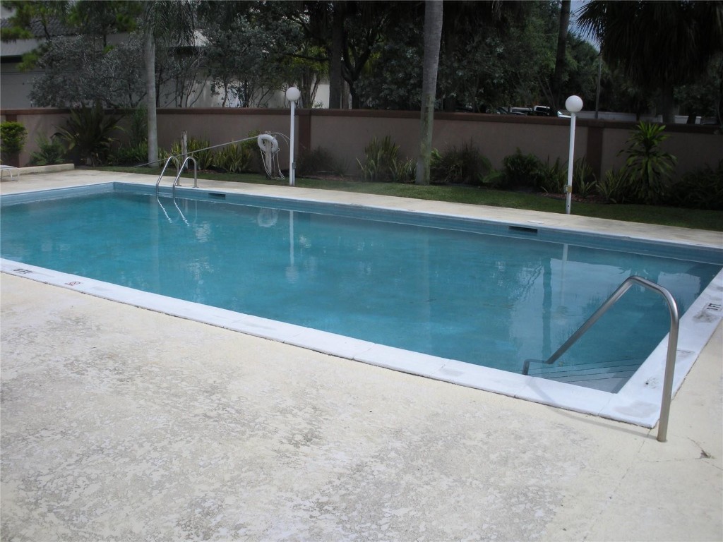 PINES OF SPRINGTREE - Residential