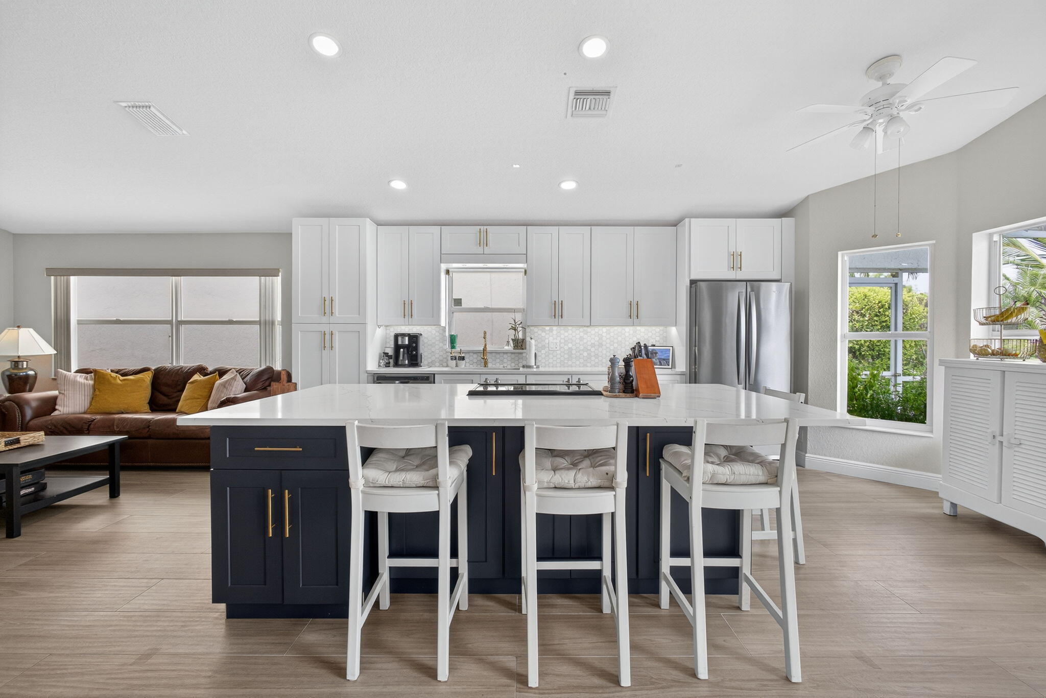 LAKEFIELD OF THE LANDINGS AT WELLINGTON 2A - Residential Lease
