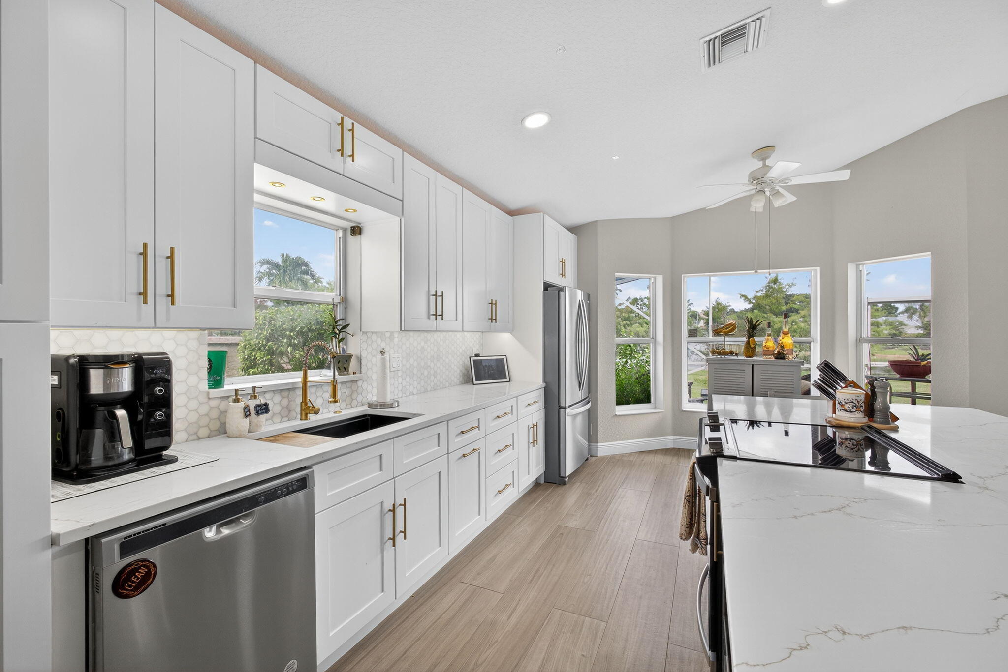 LAKEFIELD OF THE LANDINGS AT WELLINGTON 2A - Residential Lease