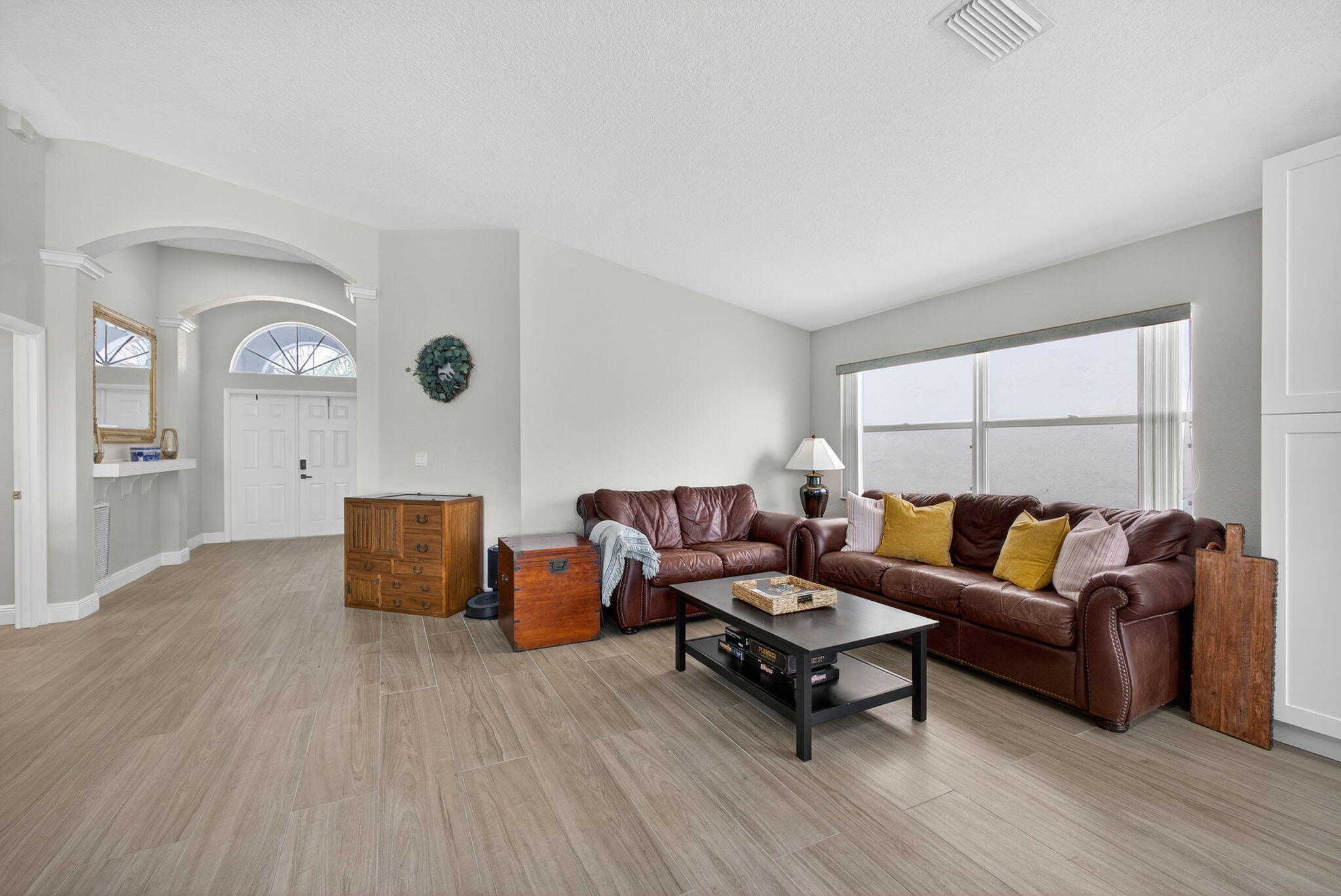 LAKEFIELD OF THE LANDINGS AT WELLINGTON 2A - Residential Lease