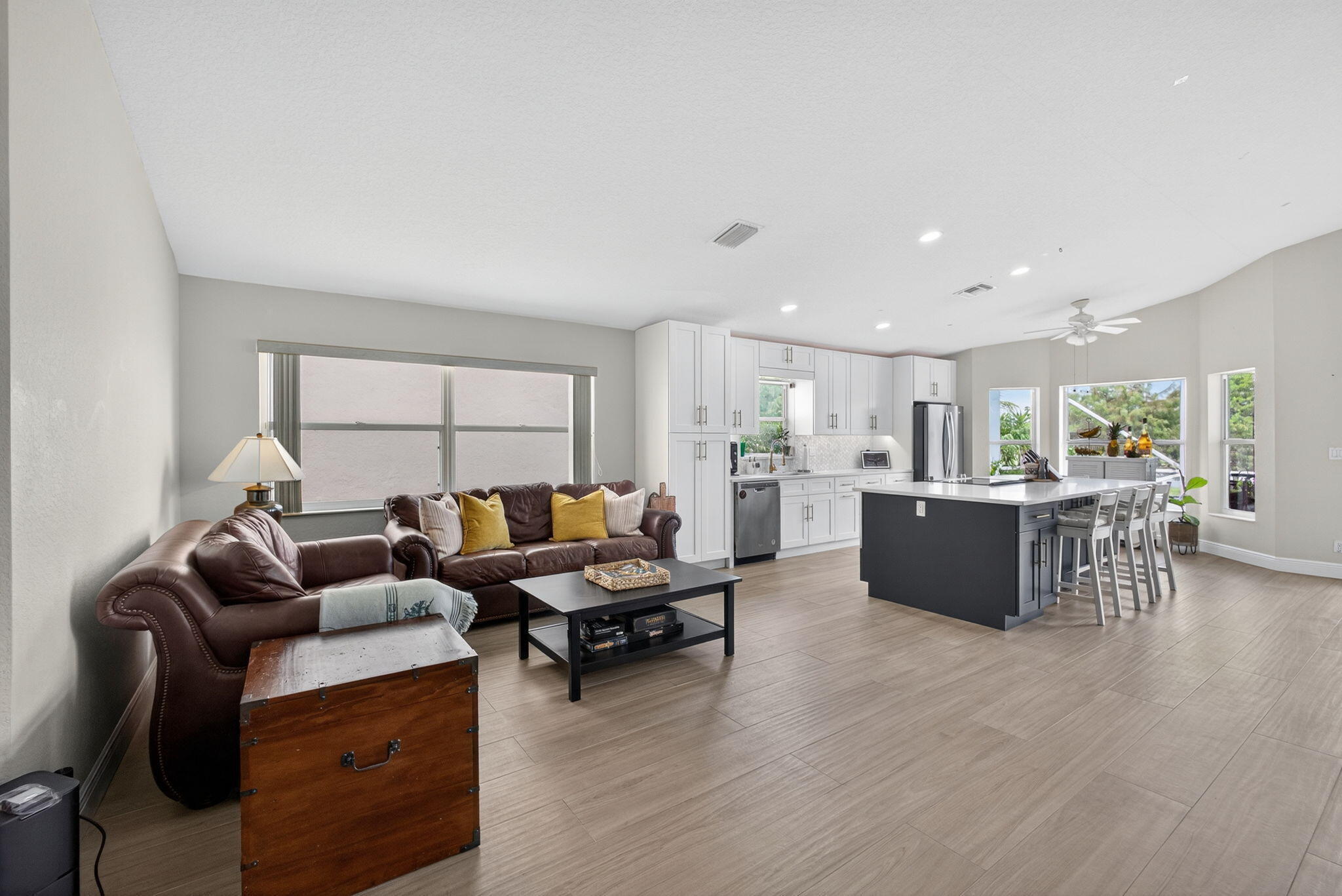 LAKEFIELD OF THE LANDINGS AT WELLINGTON 2A - Residential Lease