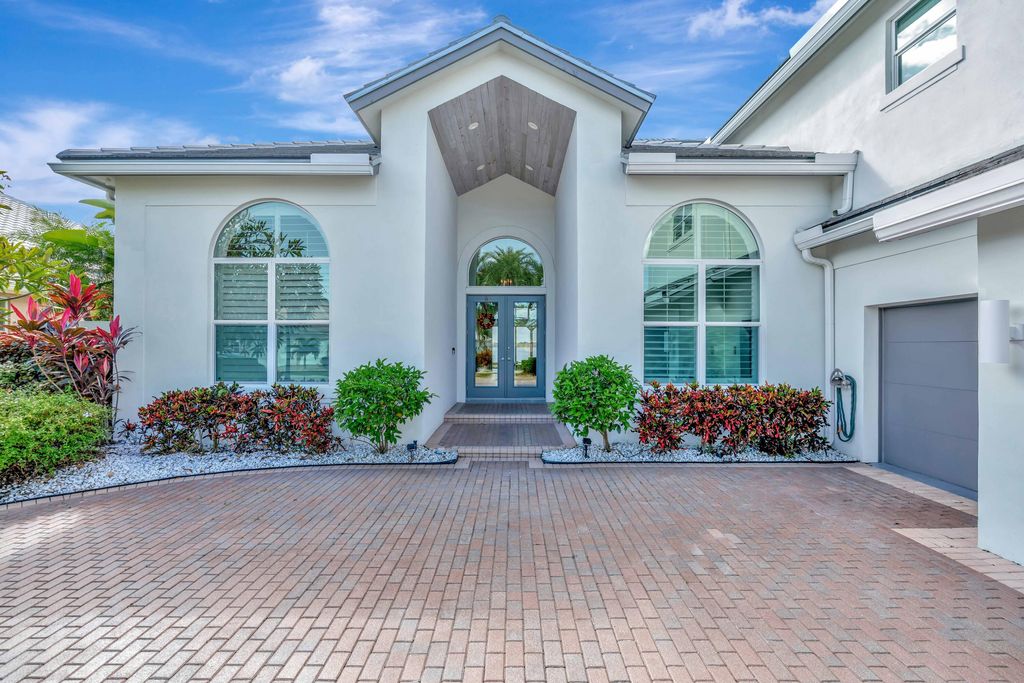 Photo of 3225 SE Braemar Way, Port Saint Lucie, FL 34952 (MLS # R11133820)