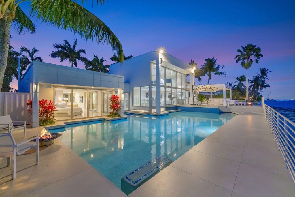 Photo of 2200 Inlet Drive, Fort Lauderdale, FL 33316 (MLS # B26020529)