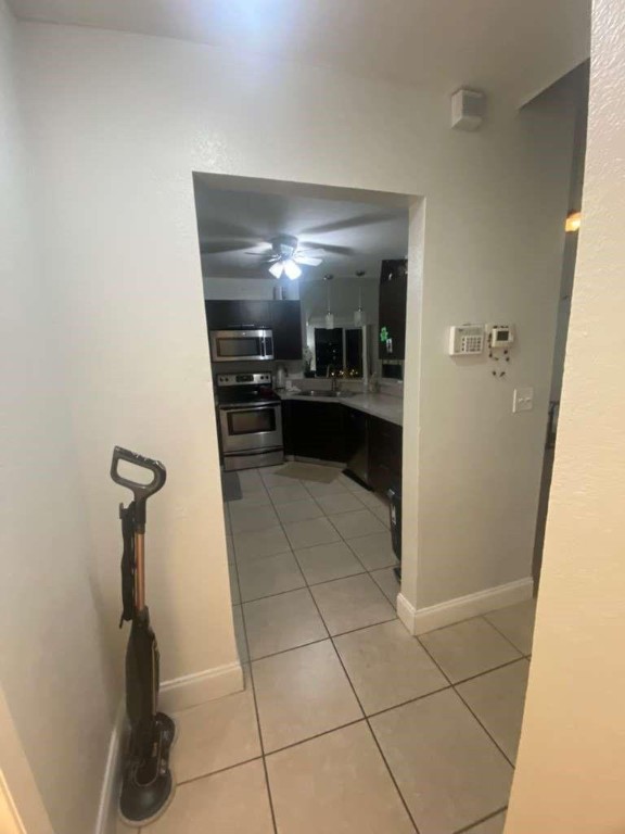 Summer Lakes Condo - Residential