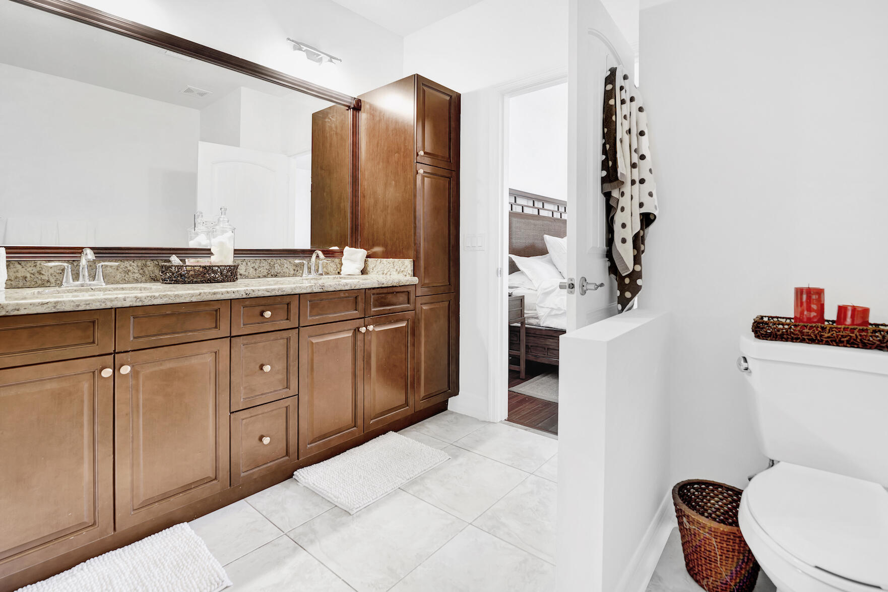 BAREFOOT BEACH VILLAS - Residential Lease