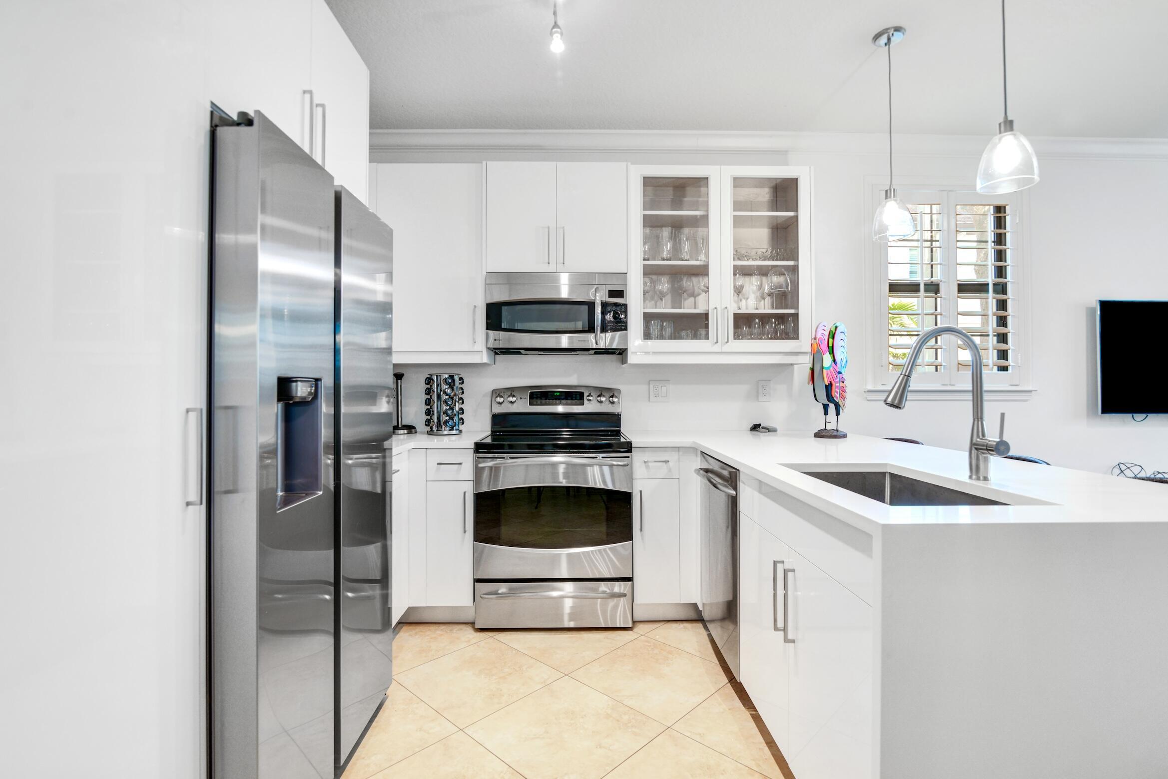 BAREFOOT BEACH VILLAS - Residential Lease