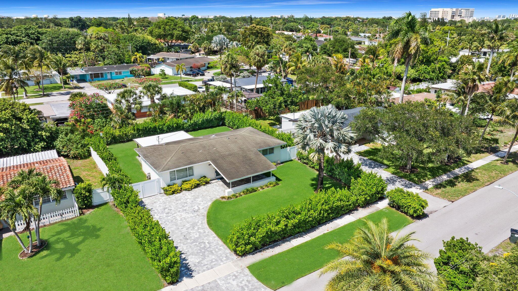 1269 NW 4th Street